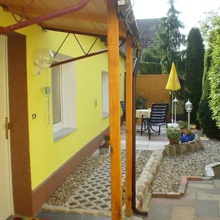 Apartment Gemuetliche Mit Terrasse Rietz Neuendorf