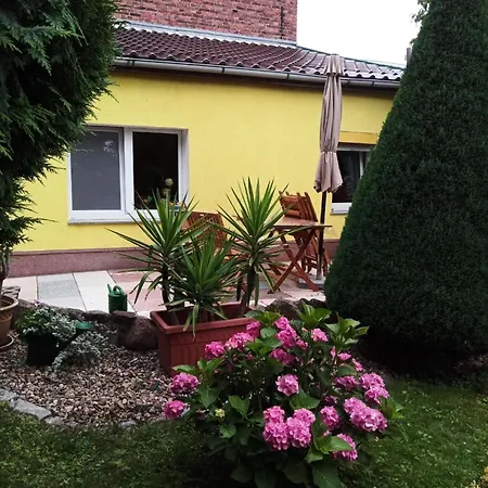 Gemuetliche Mit Terrasse Apartment Rietz Neuendorf