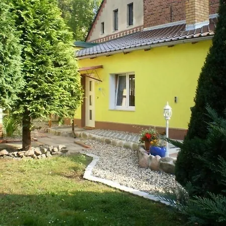 Gemuetliche Mit Terrasse Rietz Neuendorf